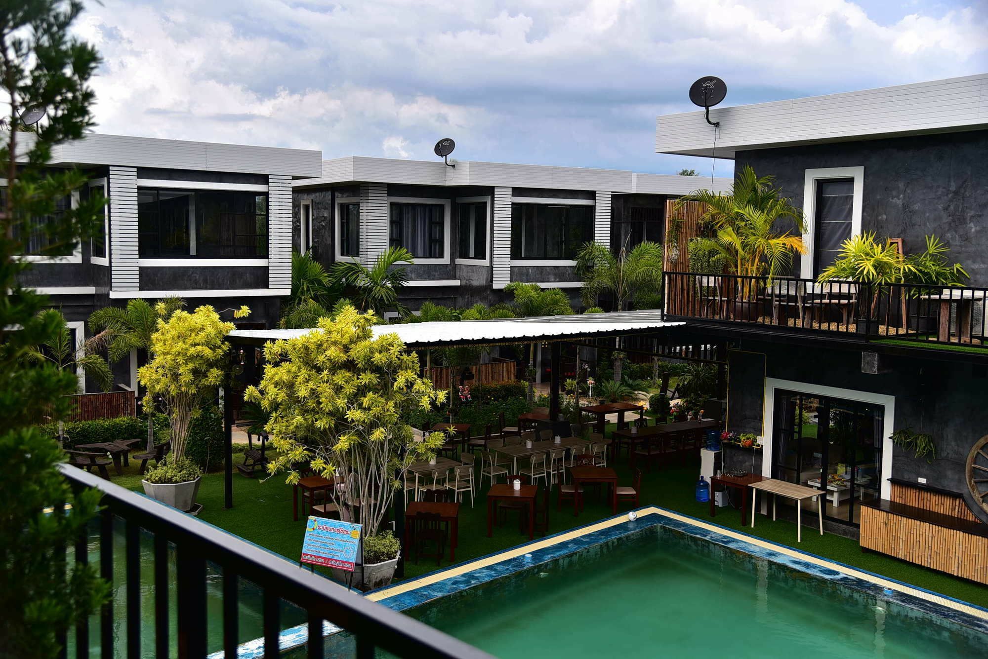 Parknampran Foxtail Beach Resort Пран Бури Екстериор снимка